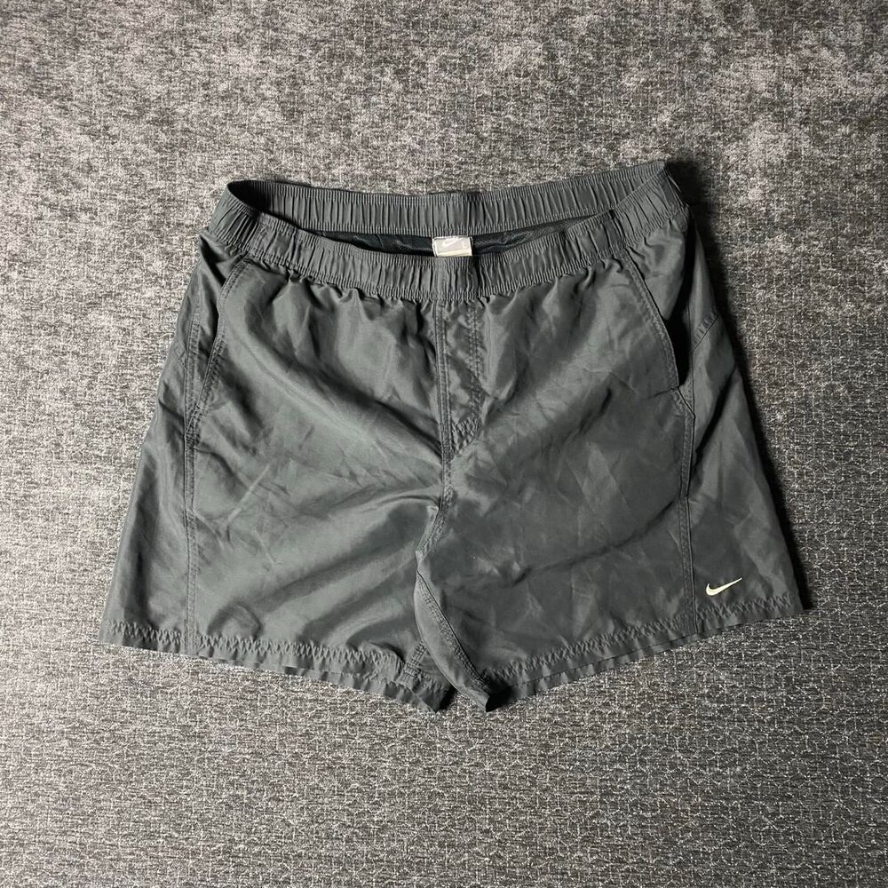 Nike Men's Grey and Black Shorts